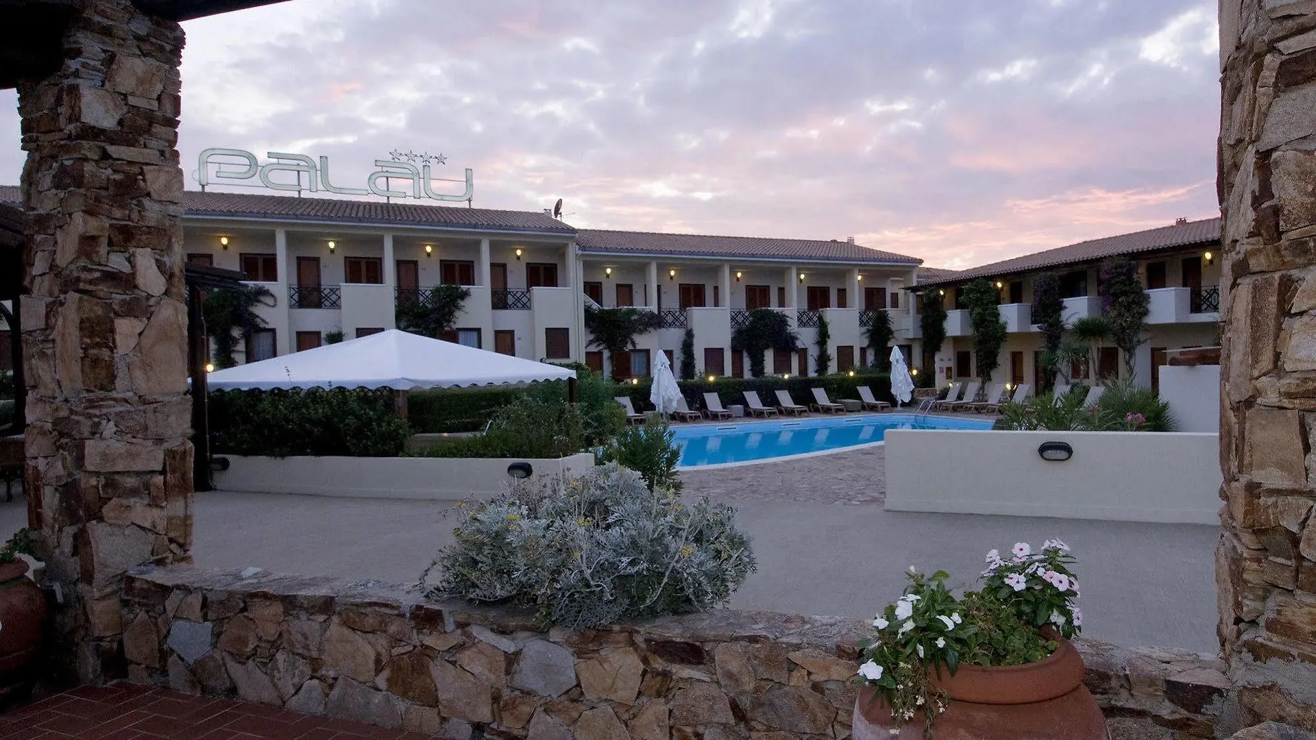 Hotel Palau