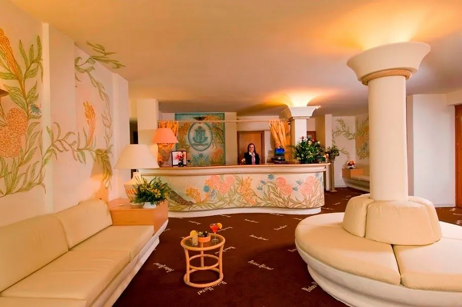 Hotel Palau
